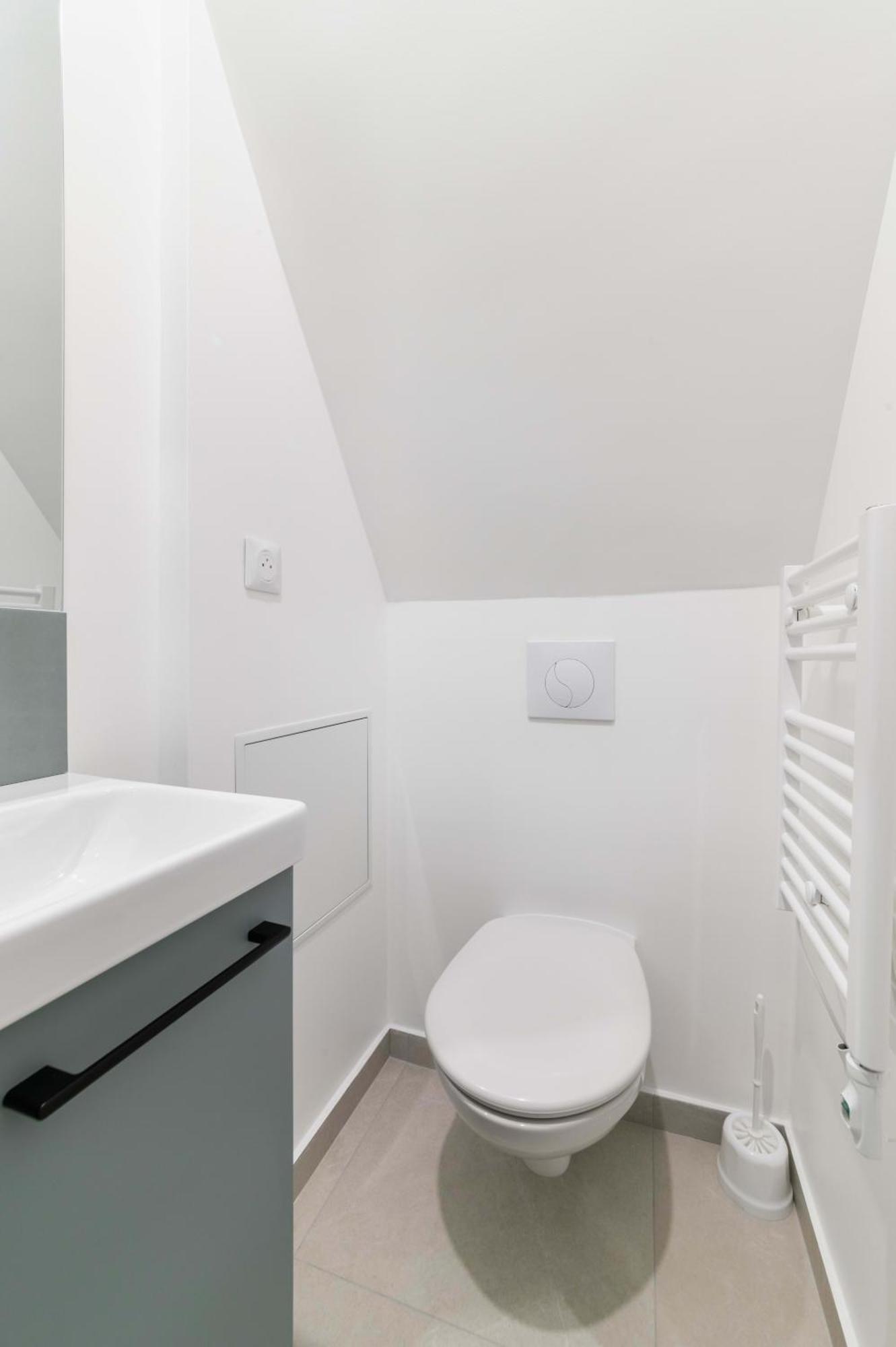 2 Pieces Refait A Neuf Dernier Etage - Paris 19 - 4P - Flat-Guest Apartment Exterior photo