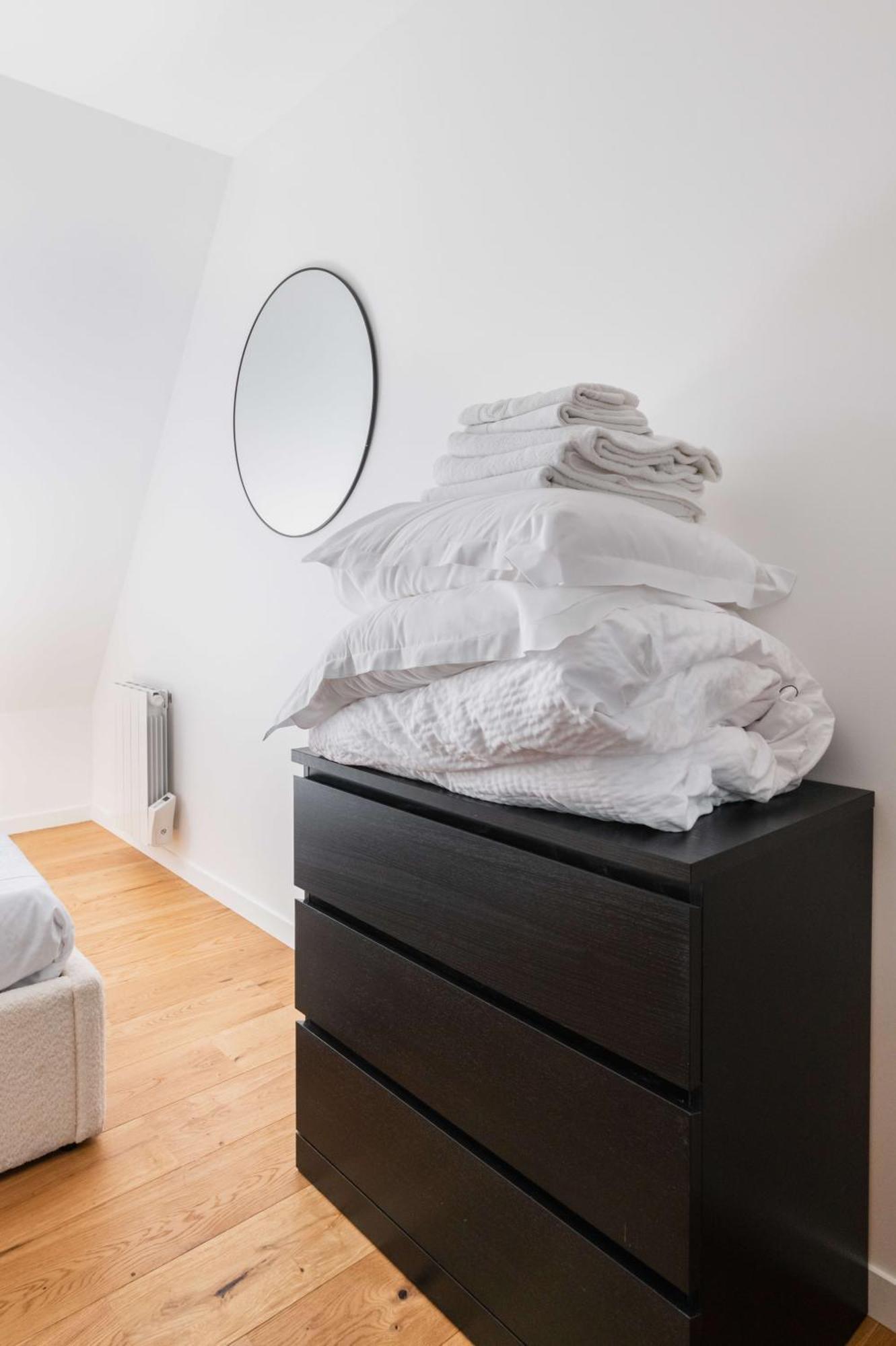 2 Pieces Refait A Neuf Dernier Etage - Paris 19 - 4P - Flat-Guest Apartment Exterior photo