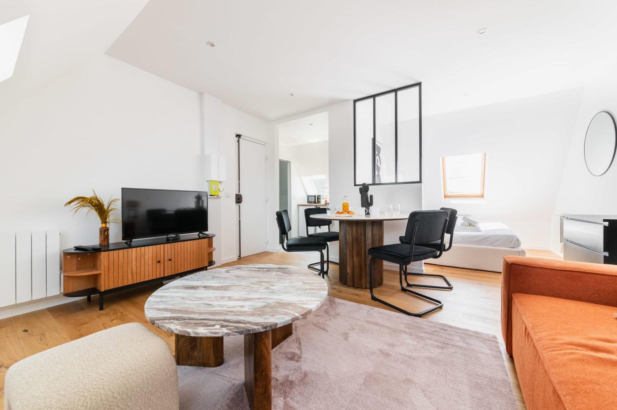 2 Pieces Refait A Neuf Dernier Etage - Paris 19 - 4P - Flat-Guest Apartment Exterior photo